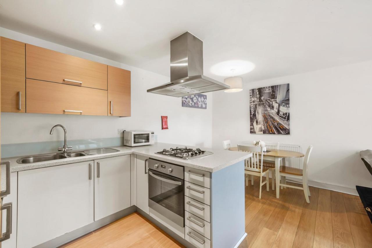 Luxnightzz - Two Bed - Close To North Station And Hospital Colchester Exteriér fotografie
