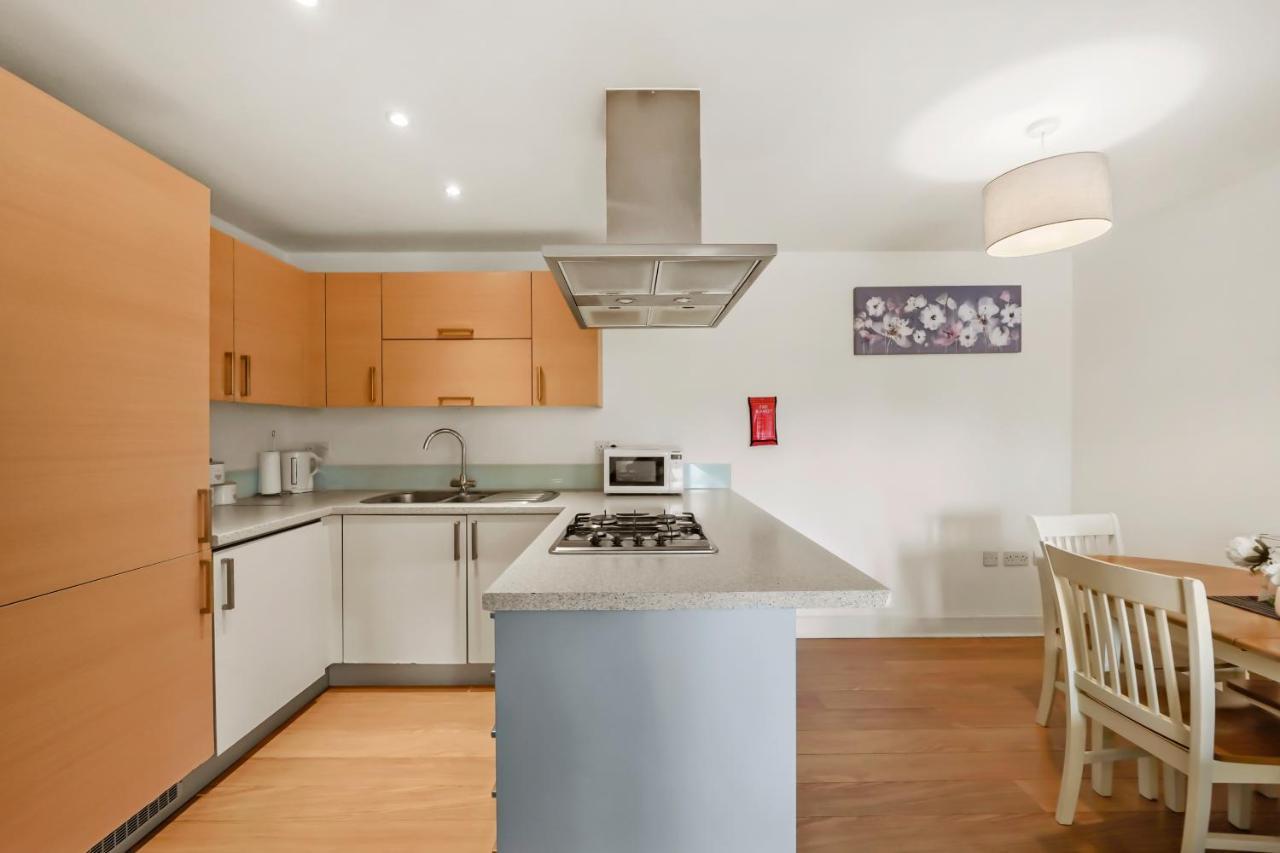 Luxnightzz - Two Bed - Close To North Station And Hospital Colchester Exteriér fotografie