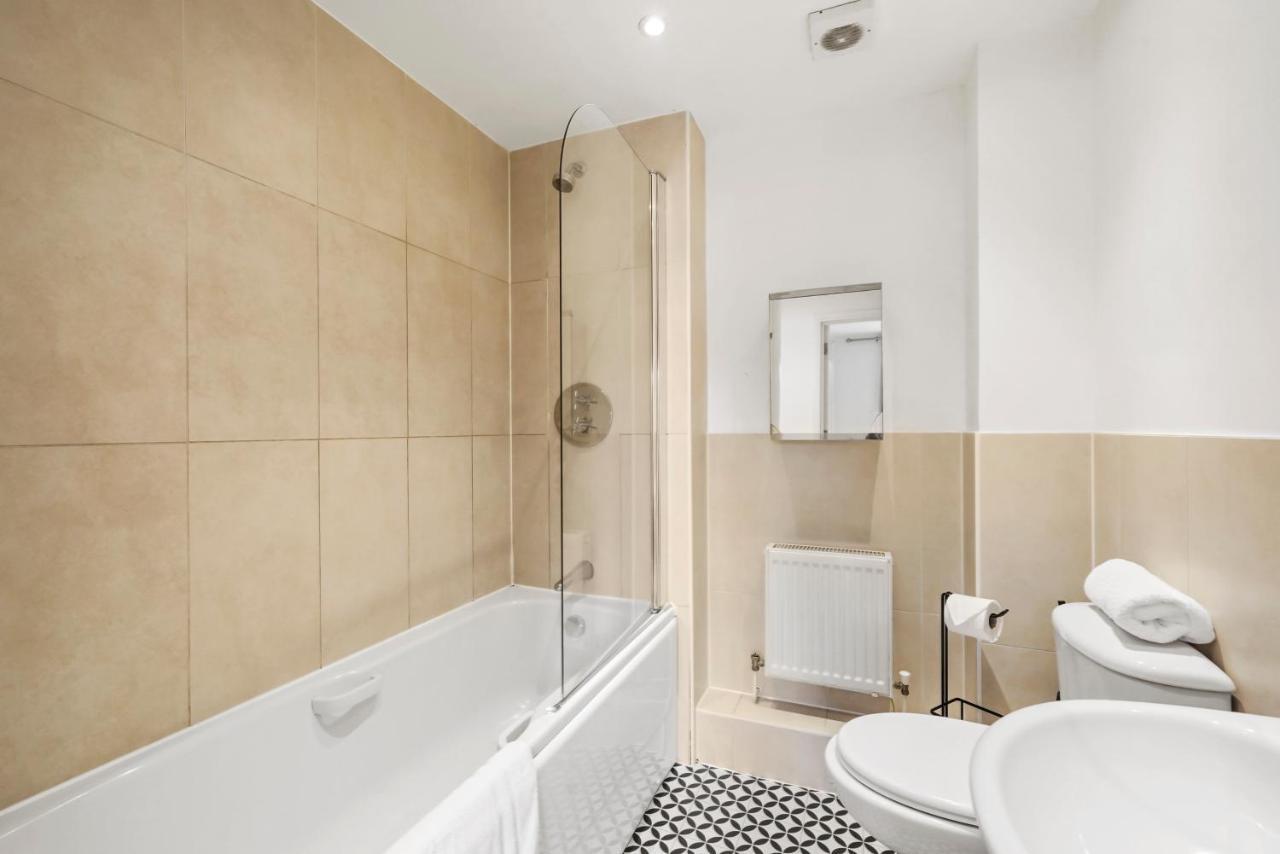 Luxnightzz - Two Bed - Close To North Station And Hospital Colchester Exteriér fotografie