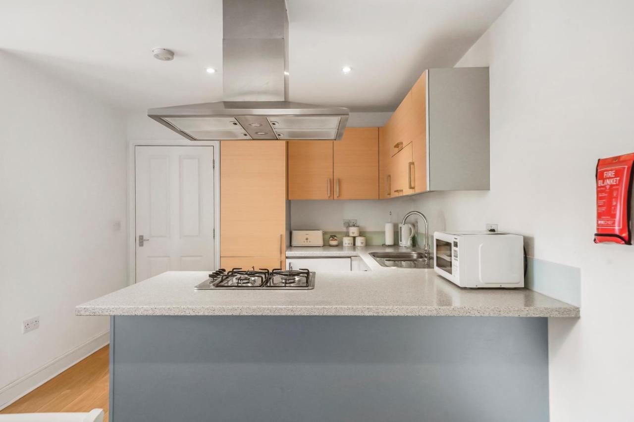 Luxnightzz - Two Bed - Close To North Station And Hospital Colchester Exteriér fotografie