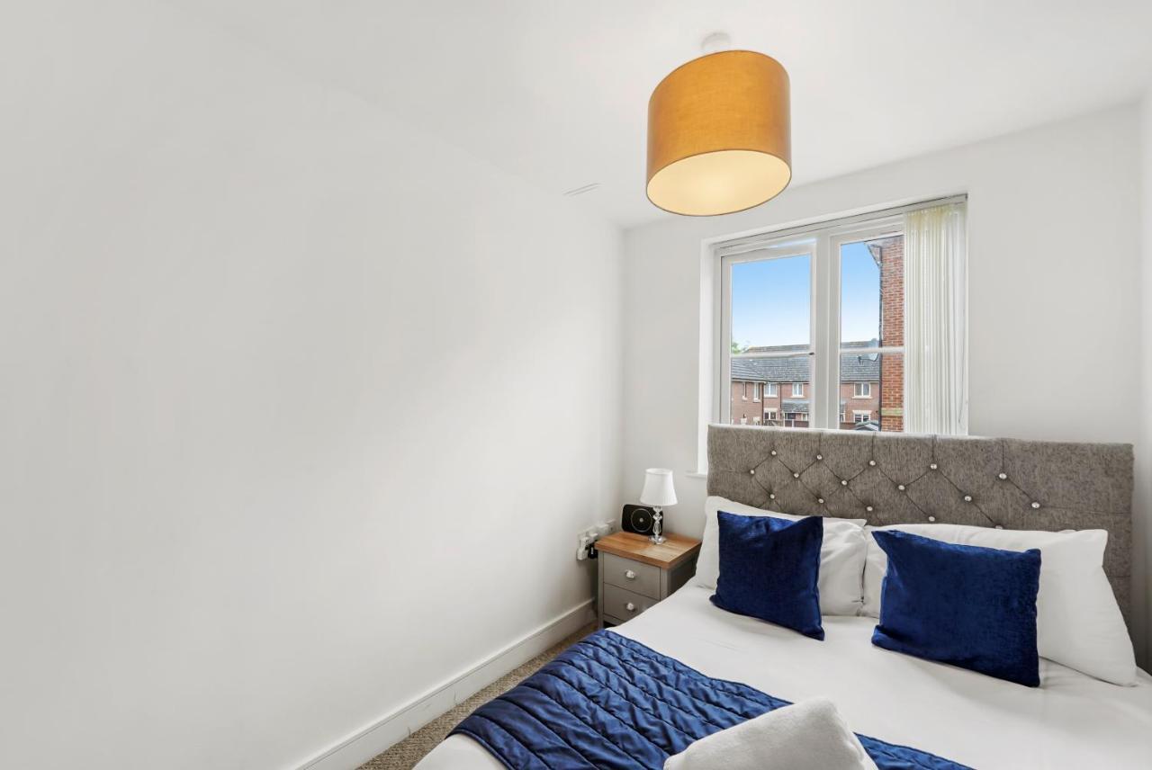 Luxnightzz - Two Bed - Close To North Station And Hospital Colchester Exteriér fotografie